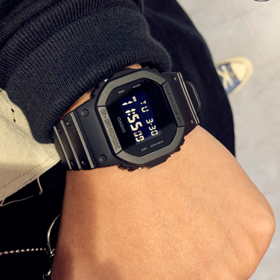 g shock dw 5600bbn