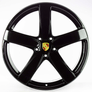 Jogo-Roda-GT7-Porsche-Macan-GTS-Aro-22-Preta-Brilhante.1