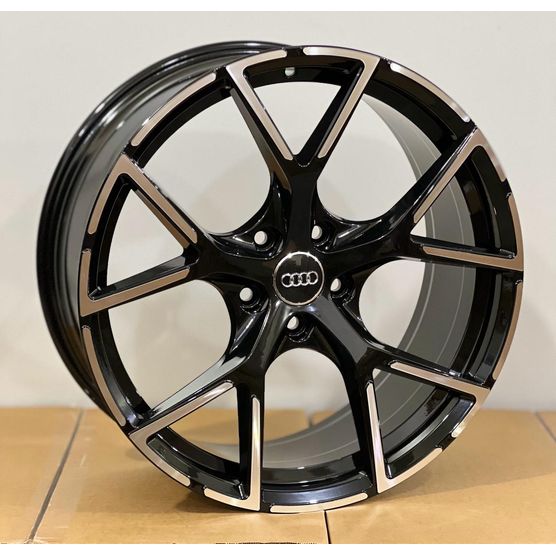 Jogo-Roda-Audi-RS3-Aro-18-Preta-Diamantada Jogo-Roda-Audi-RS3-Aro-18-Preta-Diamantada