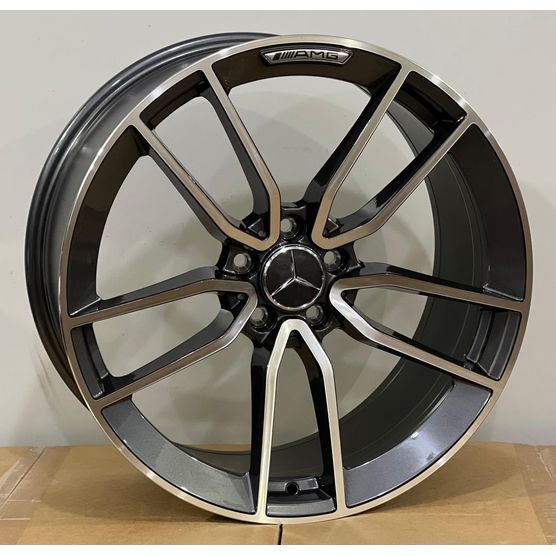 Jogo-Roda-Mercedes-GLS-AMG-Aro-20-Grafite-Diamantada