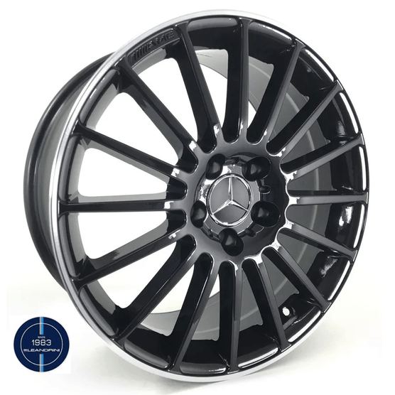 Roda_Mercedes_Benz_C63_AMG_Aro_18_preta_brilhante Roda_Mercedes_Benz_C63_AMG_Aro_18_preta_brilhante